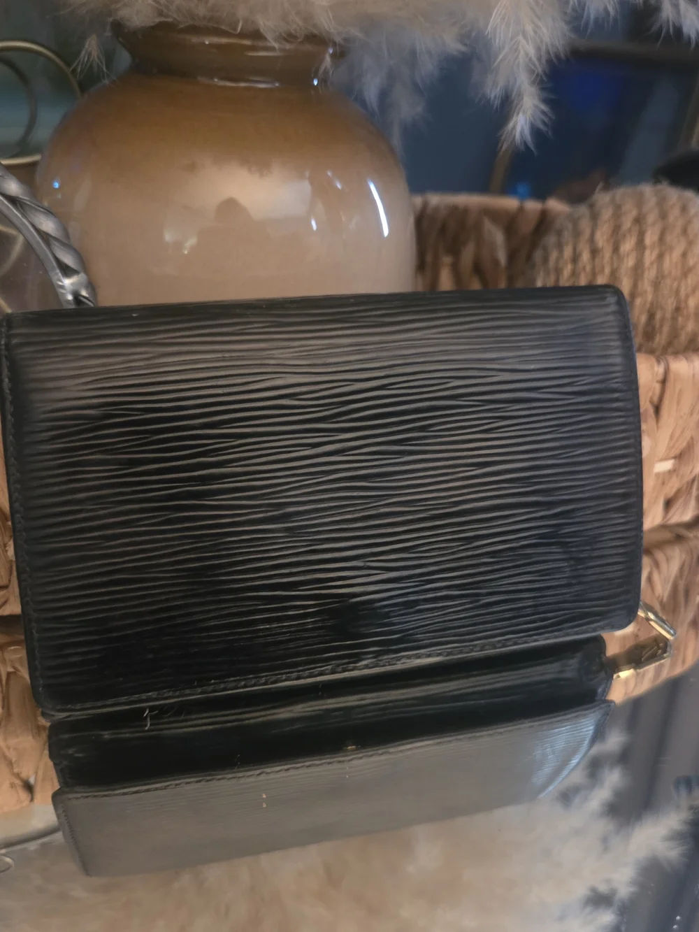 Louis Vuitton Vintage 97 Black Epi Leather Wallet Purple Interior